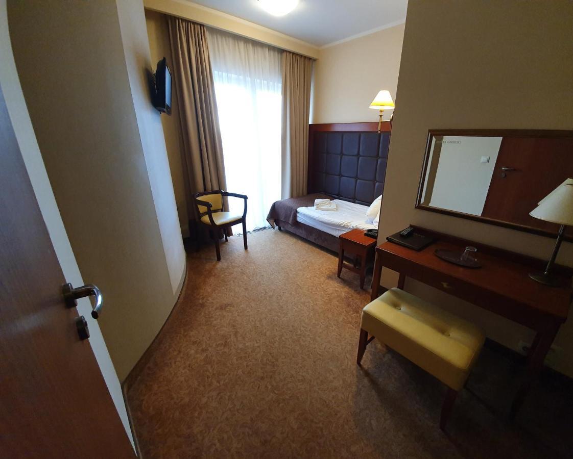 Hotel Gniecki Gdansk Przejazdowo Eksteriør billede